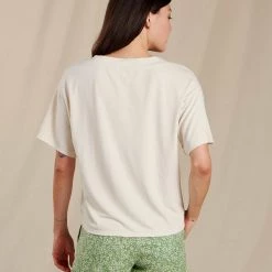 Toad&Co Clothing Piru Easy V Short Sleeve Tee