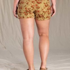 Toad&Co Earthworks Camp Short Clothing