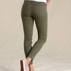Toad&Co Earthworks 5 Pocket Skinny Pant Clothing