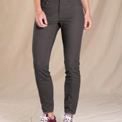 Toad&Co Clothing Earthworks 5 Pocket Skinny Pant