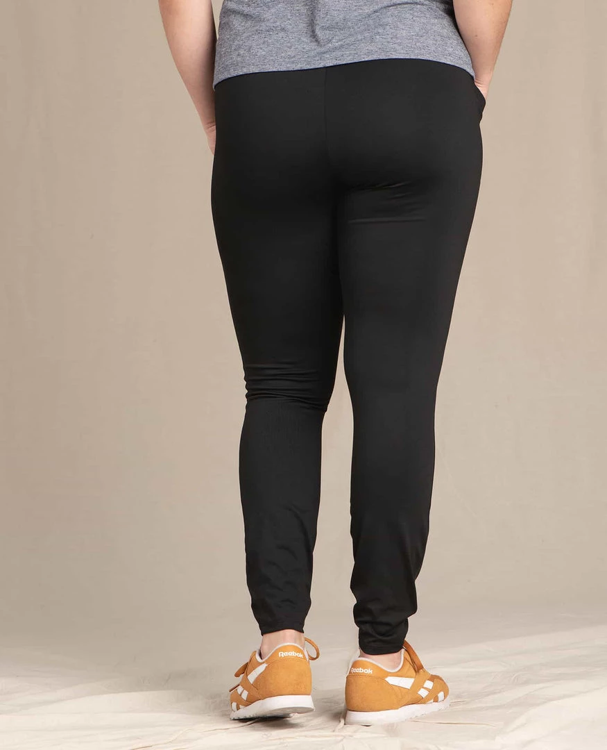 Toad&Co Timehop Light Tight Clothing