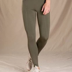 Toad&Co Timehop Light Tight Clothing