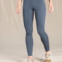 Toad&Co Timehop Light Tight Clothing